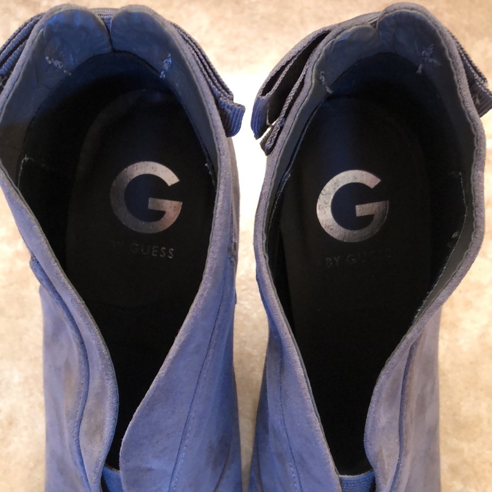 Guess Bow Back Booties - Picture 3 of 8